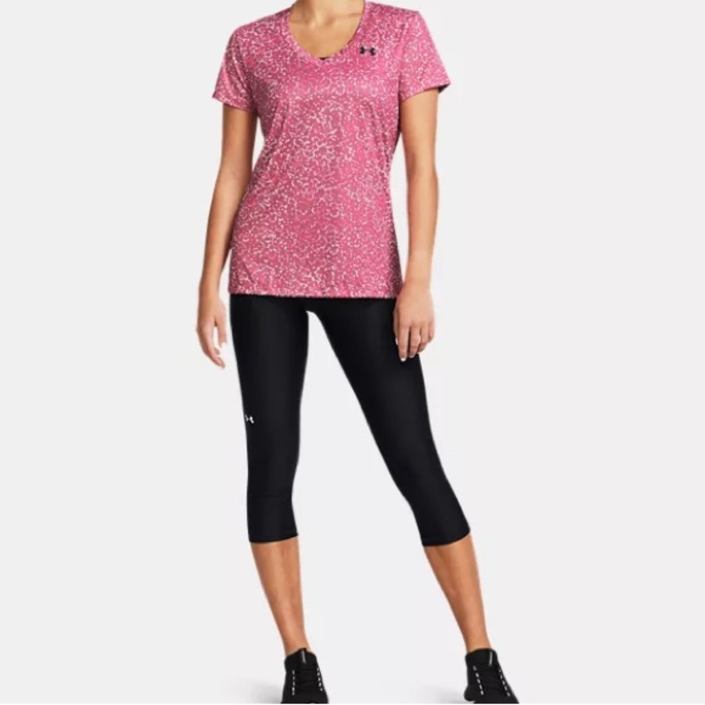 SOLD Under Armour Velocity too size 1XL